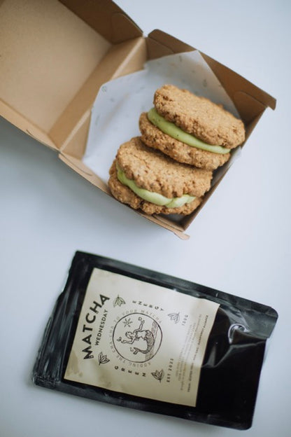 Oatmeal Matcha Cream Pies